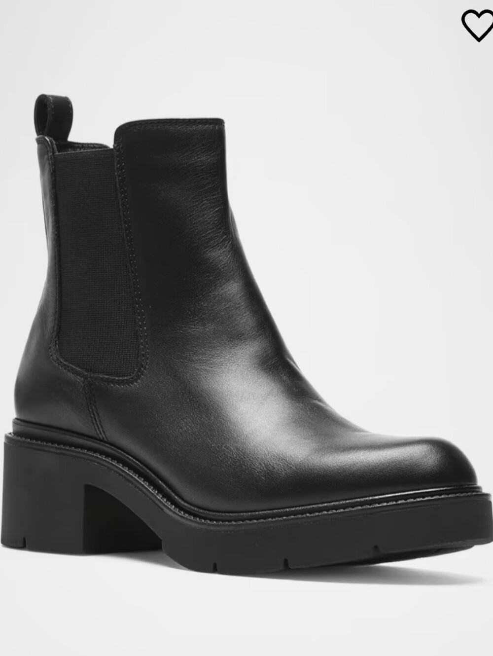La Canadienne
Axton Leather Lug-Sole Chelsea Booties.